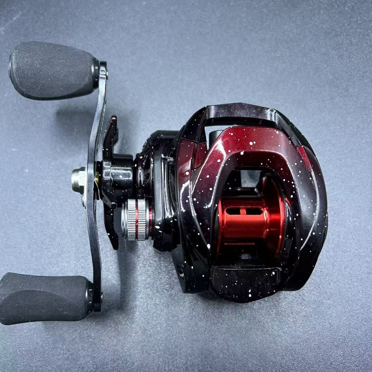 Electric Fishing Reel - Kołowrotek baitcastingowy z systemem zapobiegającym zwrotowi