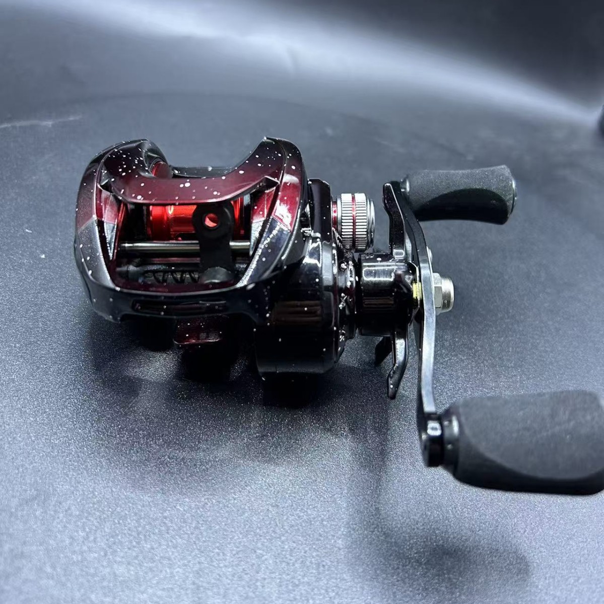 Kołowrotek baitcastingowy z sy – Electric Fishing Reel recenzja i cena